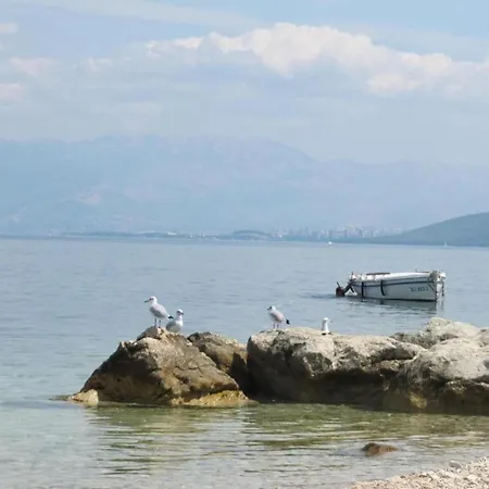 Apartment In Slatine Near The Beach & Pool, Cleaning Included Apartment *