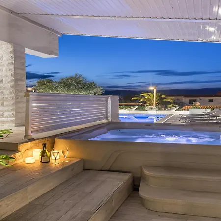 Coastal Charm- A By The Waves, Cleaning Included * Trogir